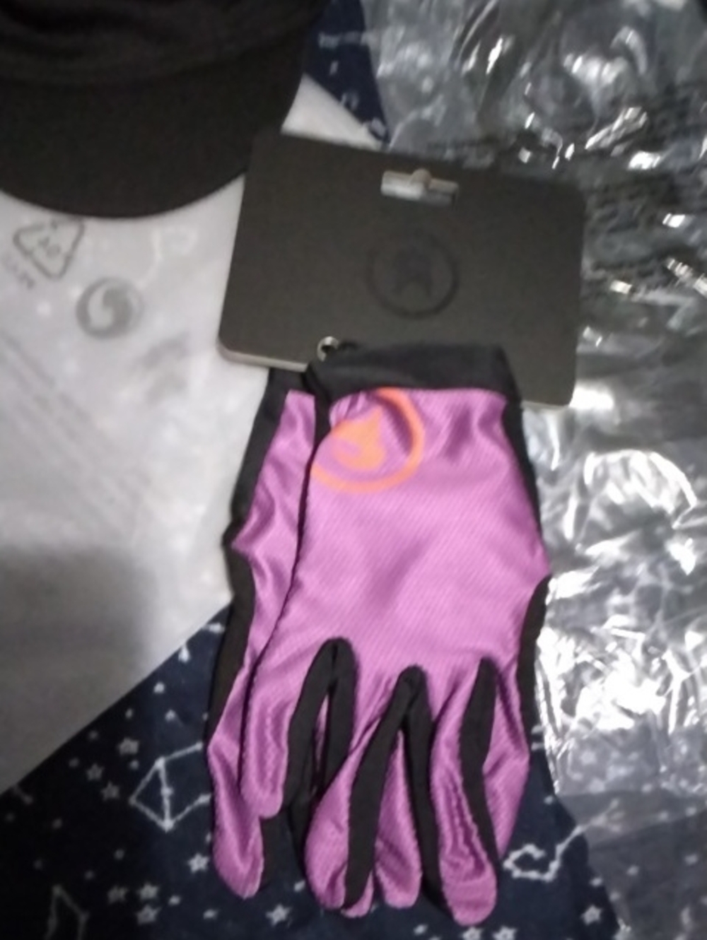 Backcountry Brand Purple Ladies Lightweight Riding Gloves And Cycling Cap Sz S